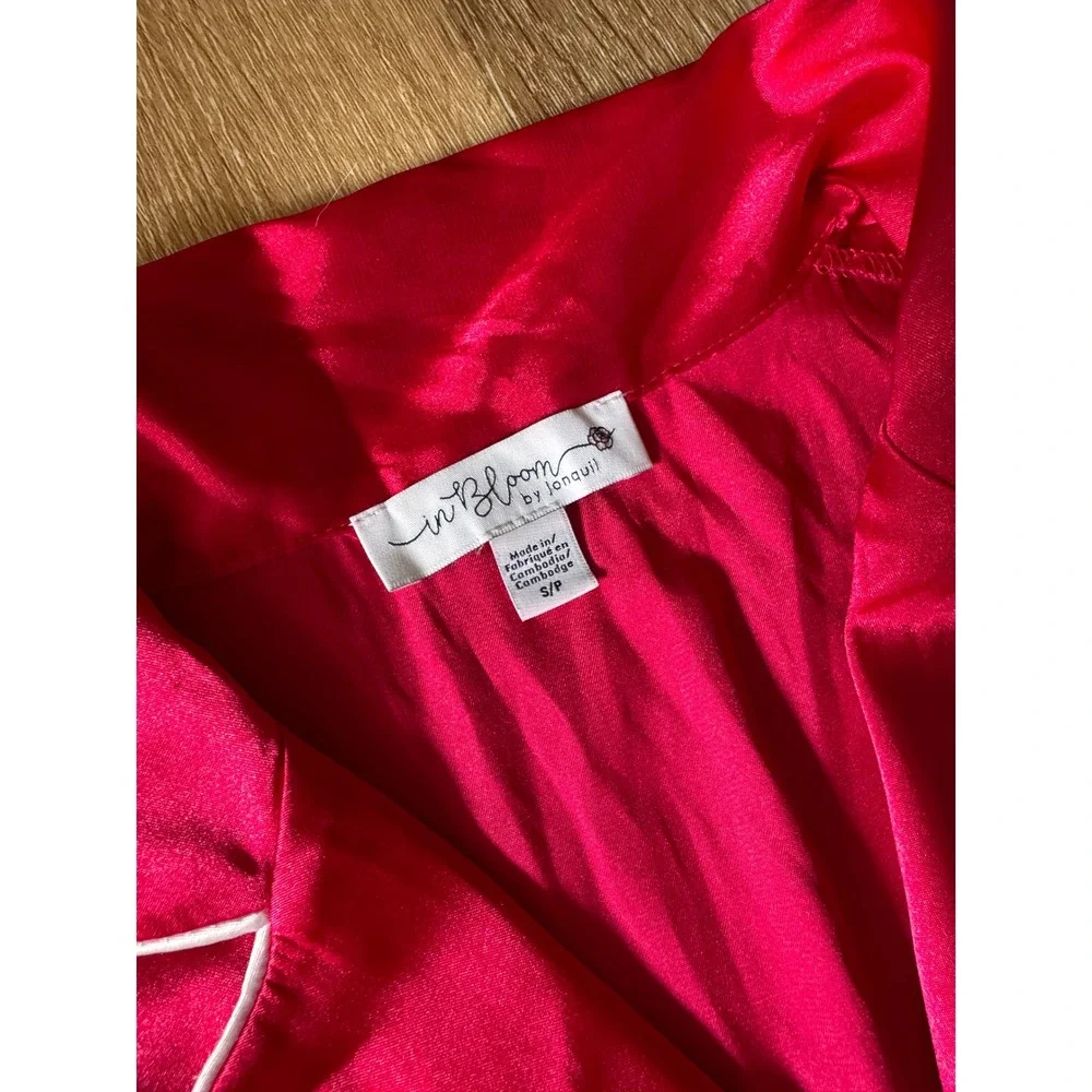 In Bloom by Jonquil Red‎ Satin Pajama Set Short Sleeve Button Down Size S